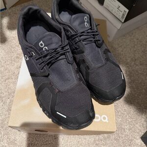 On Running 5 Men's size 11.5